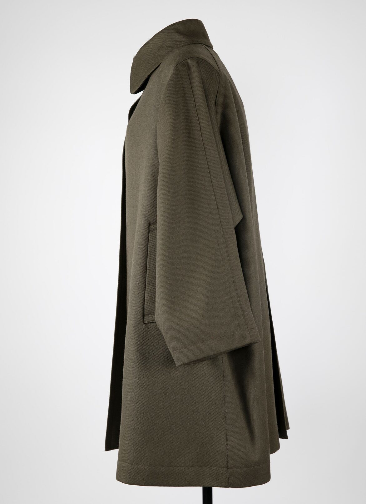 Coats ALAÏA KHAKI COATS